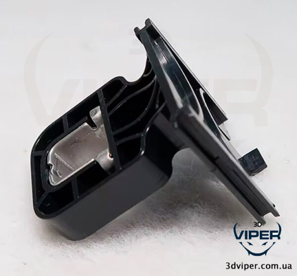 Кріплення фари Audi A3 S3 2013-2016. Кронштейн фари Ауді А3 8V0941453