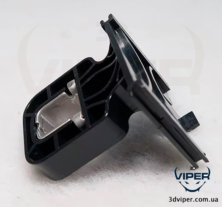 Кріплення фари Audi A3 S3 2013-2016. Кронштейн фари Ауді А3 8V0941453